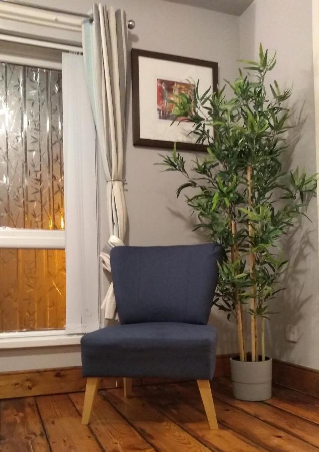 Perfect Central City Location - Parking - 3 Beds - 2 Bedrooms Belfast Eksteriør billede