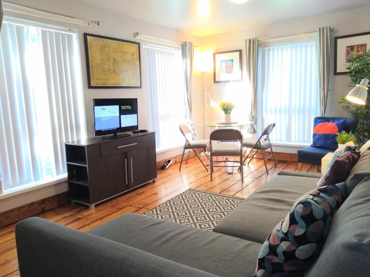 Perfect Central City Location - Parking - 3 Beds - 2 Bedrooms Belfast Eksteriør billede